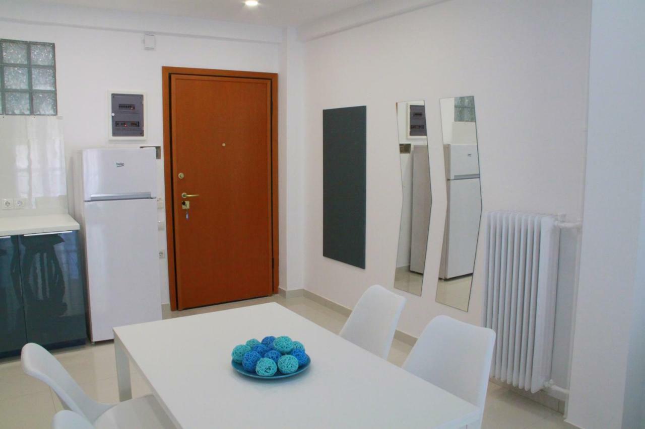 New Apartment Near Metro Larissis In The Centre Of Афіни Екстер'єр фото